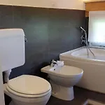 Διαμέρισμα A Casa Di Sophi Maggiore Private Outdoor Sauna Angera